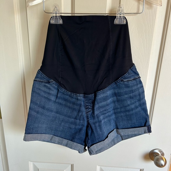 Maternity Midi Shorts - Picture 1 of 3